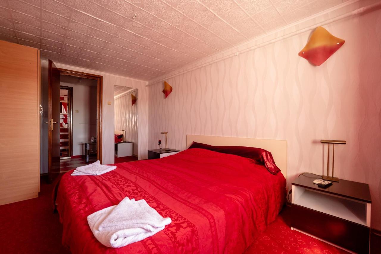 Pension Motanul Galanton Snagov Exterior photo